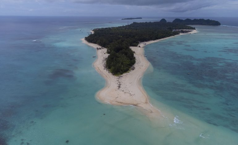 Discover the Hidden Gem of Mantanani Island: A Tropical Paradise Near Kota Kinabalu