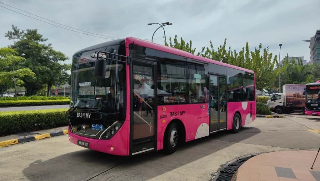 Getting around KK City with the “Pink Bus” or BAS.MY